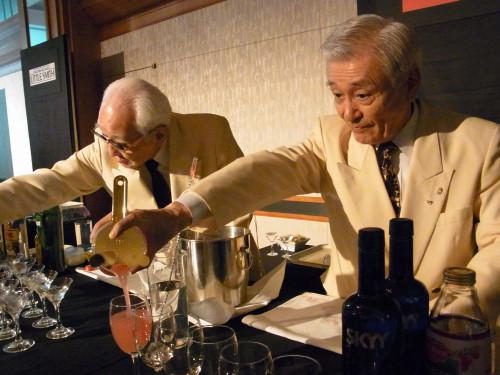 カクテルと美食の夕べ 2010 吉田貢氏 阿部修夫氏